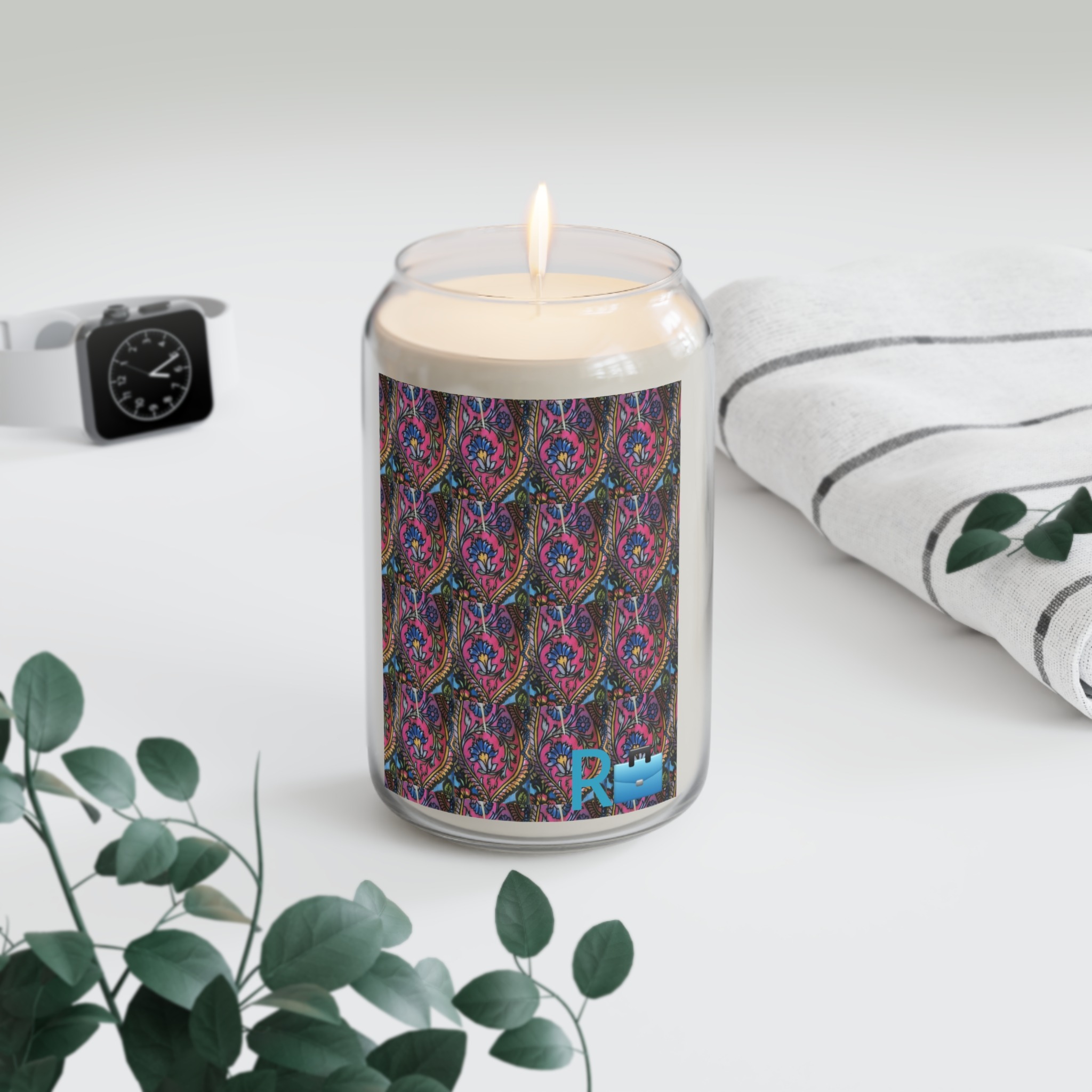 dainty scented candle