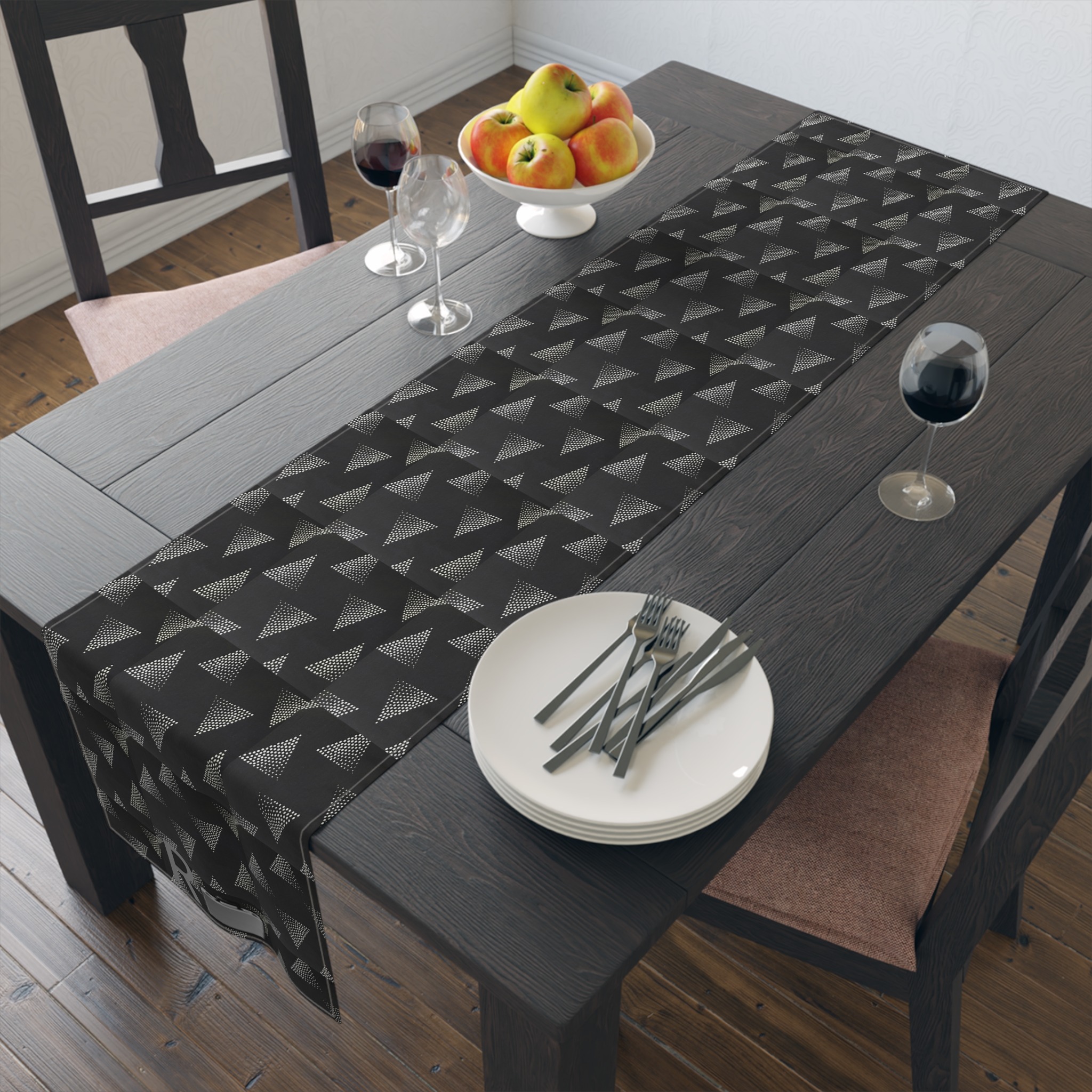 shifted table runner